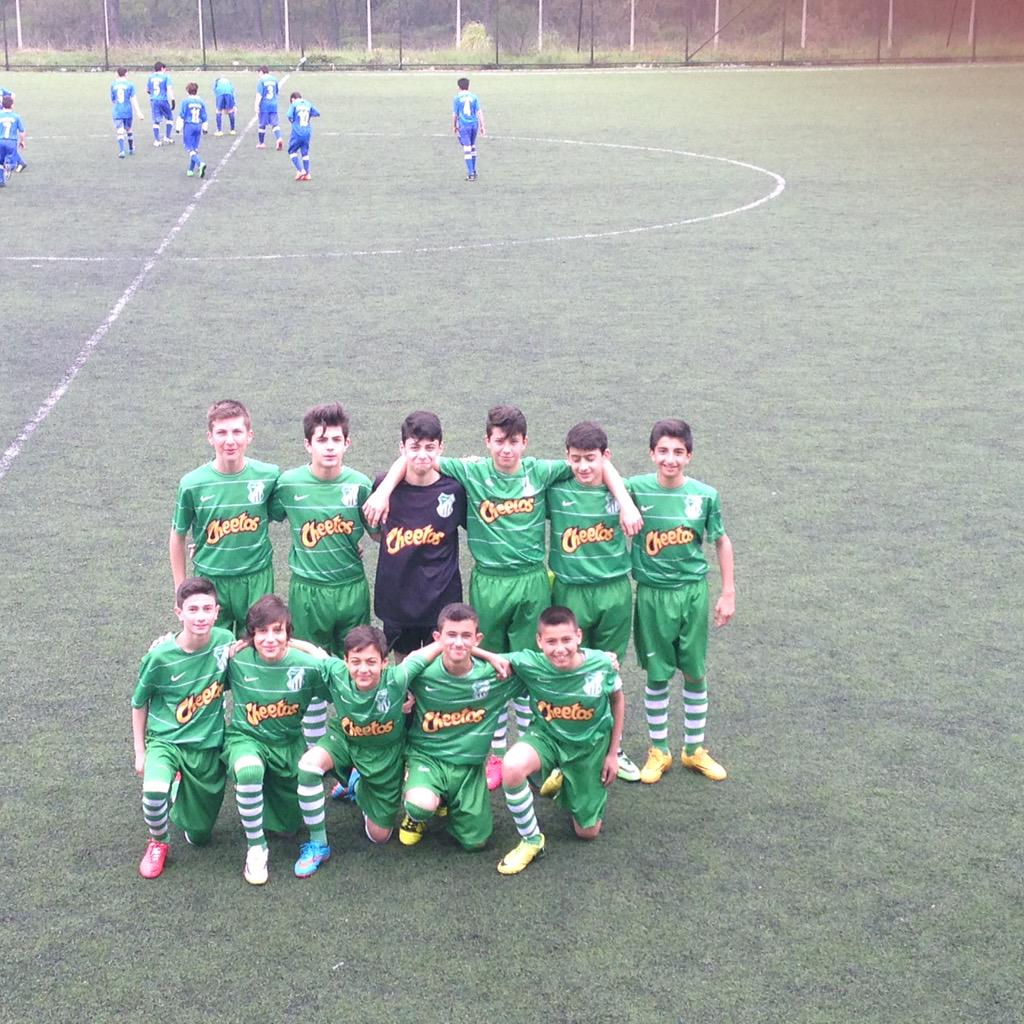Lider tutulmuyor. Bu hafta oynanan maçta Dudulluspor U13 Çekmeköy ü 10-1 yendi. Tebrikler çocuklar