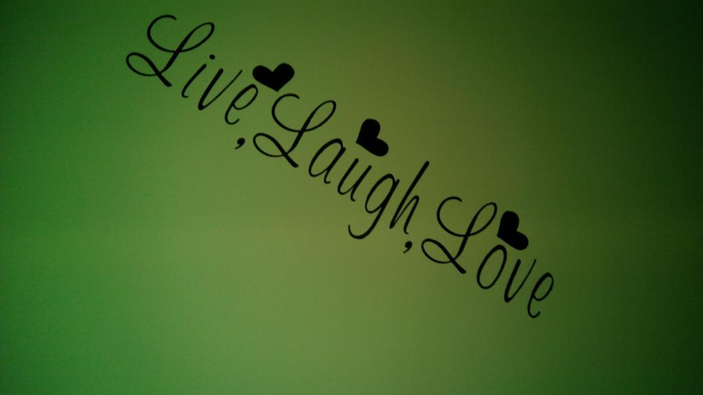 laurifdz's tweet photo. Paredes que hablan... Y que bonita ha quedado... :) http://t.co/kJNInj3VaX