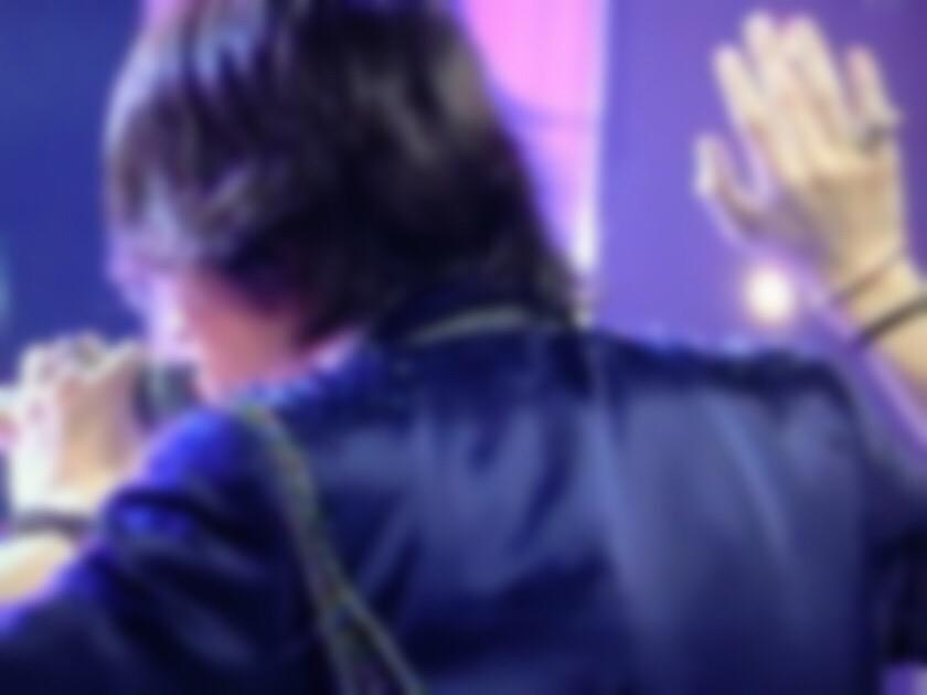 K____0370f's tweet photo. :

  誰かが書いた本は閉じて

  真っ白なページめくってみないか  ？

  俺らだけの 物語   を    …

  .

   俺が愛してるのは    君だけ    。

#RTしたnrさんbotさんお迎え

: http://t.co/RVDaC3BONz