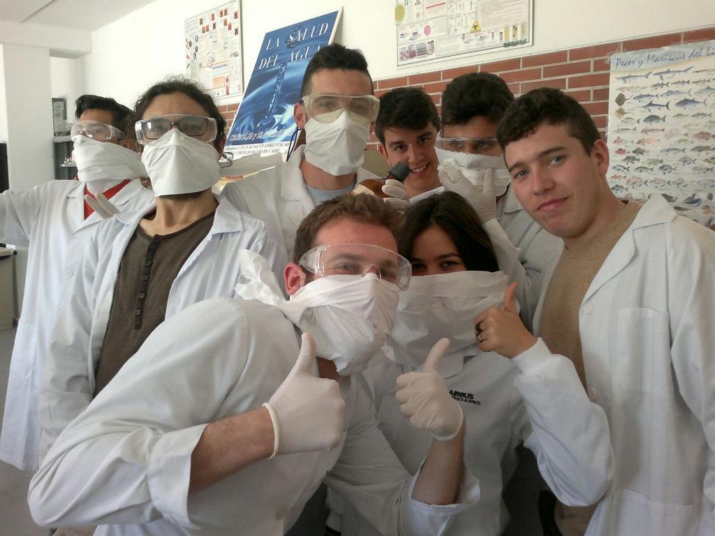JesusArias96's tweet photo. Equipo Alfa http://t.co/bgvOqejvnt