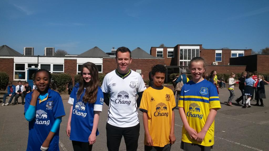 FalconJuniorSch's tweet photo. Nice to see lots of football shirts on show today for Bowel Cancer Awareness  month http://t.co/eYNfYjpZ7H