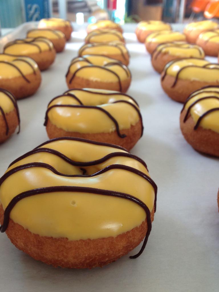 TopThatDonutsNJ's tweet photo. "Mini" bumble bee #donuts - yum. #party or special occasion? Call in your order today! #topthatdonutsnj http://t.co/JzSnqtrgRI