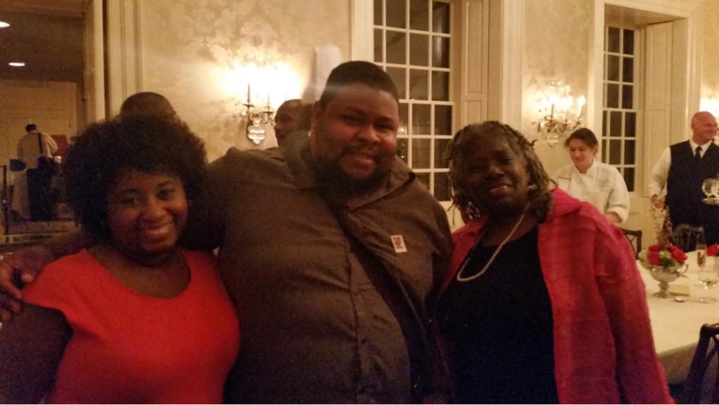 GeecheeGirlCafe's tweet photo. Nicole, @foodculturist, Michael, @koshersoul & Valerie, @geecheegirlcafe. #NatFuller dinner. #TheColorofFood http://t.co/rijRrAD3Xr