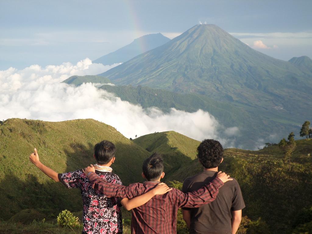 Fhoolistanto's tweet photo. Trio OMES nih min :v @infopendaki  @infogunung  @DcsYoga http://t.co/AaDMedu3AC