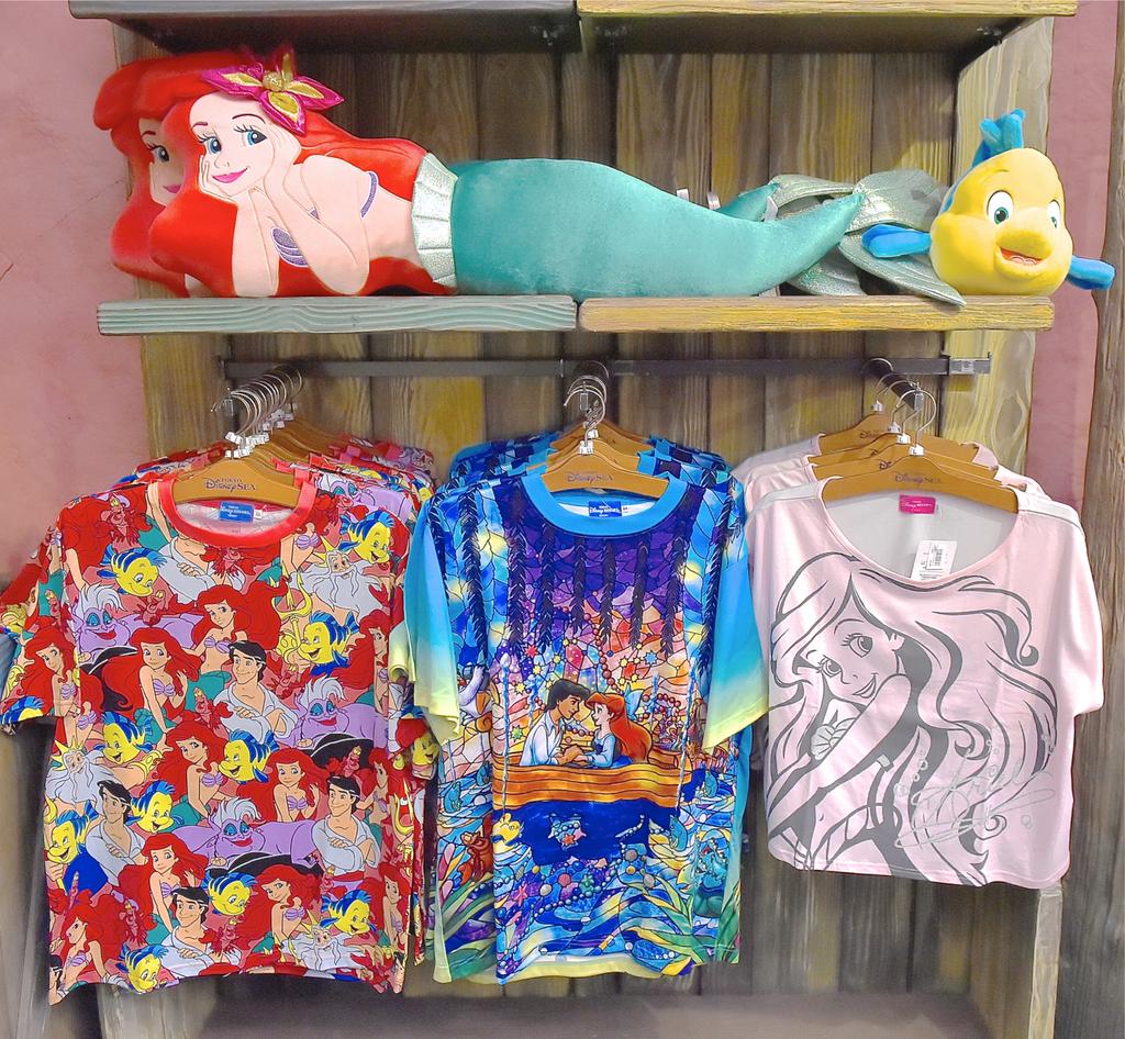 Mezzomikiのディズニーブログ 15春夏 ディズニーランドのファッショングッズ 洋服お土産まとめ 4月に発売されたtシャツなどお洋服からピアス ネックレスなどアクセサリーまでまとめて紹介しています 詳しくは Http T Co Fm5uscijik Http T Co
