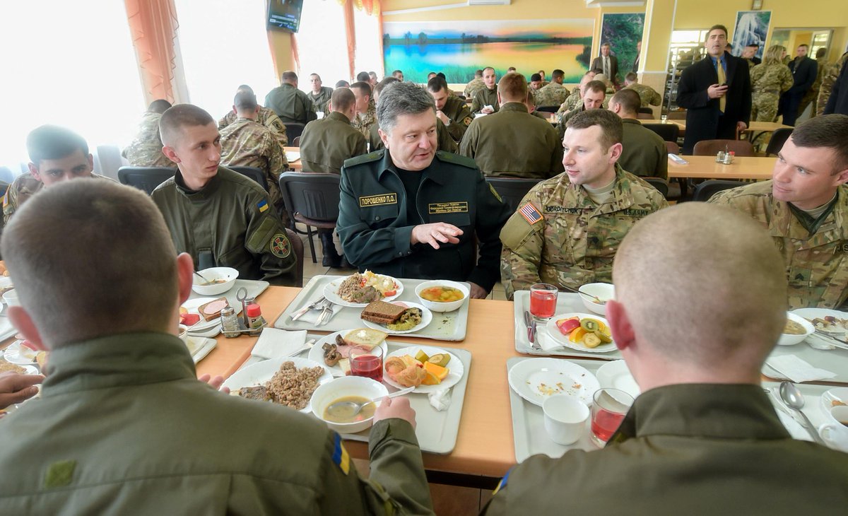 poroshenko's tweet photo. We have much to be proud of,there's much we need to learn.I am certain there's no other way for us but to the victory http://t.co/mBeOjjB3I4