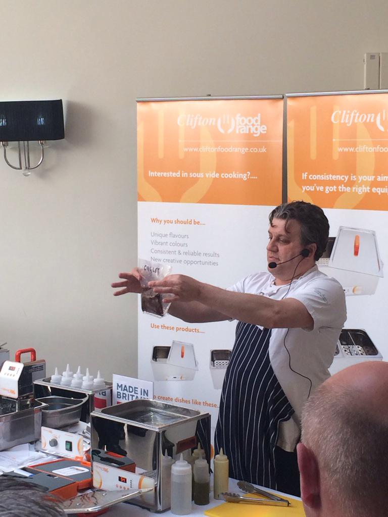 thechefsforum's tweet photo. @tubbychefwicks @OldDownManor #3cuts #onglet #featherblade #bavette @walterrose1847 @cliftonfood #sousvide http://t.co/faTQxW1AQ6