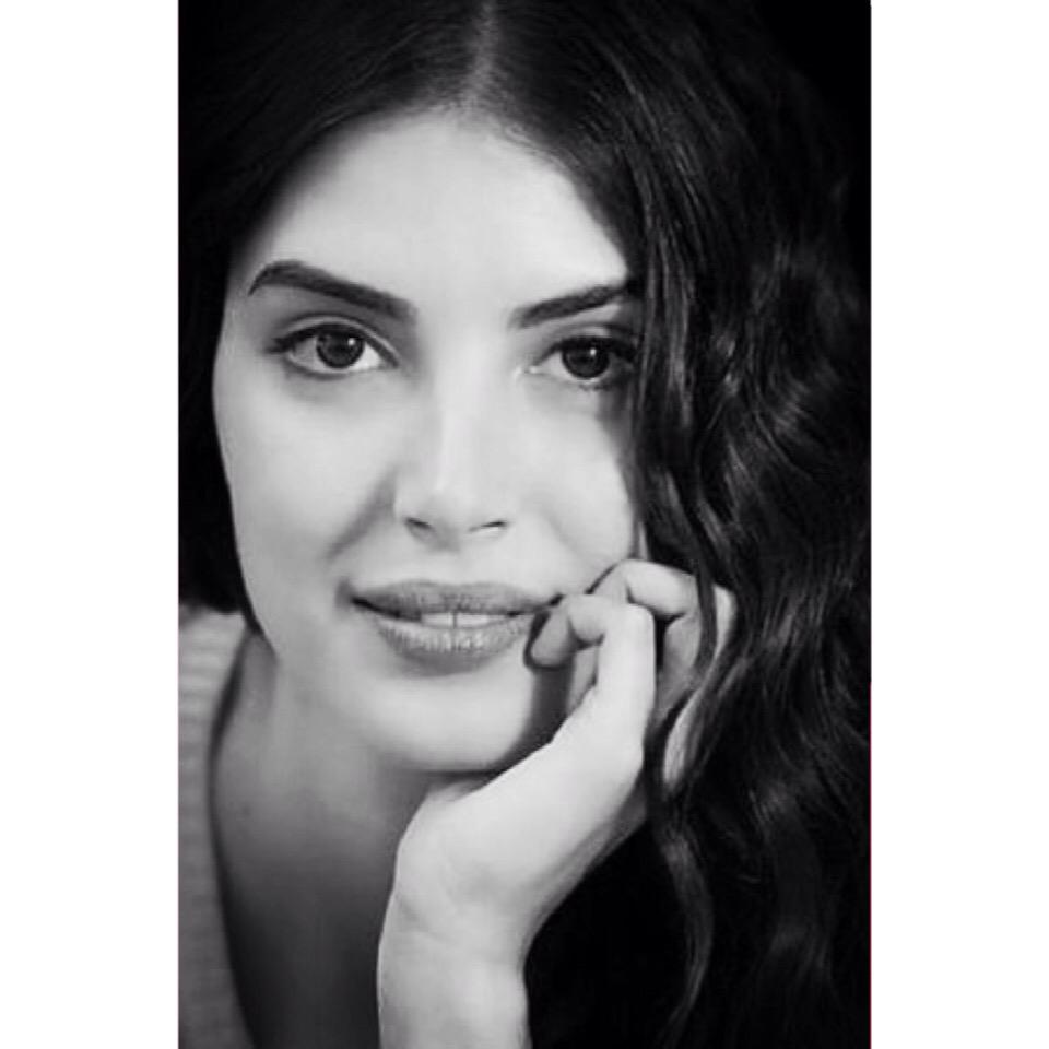 shop_header's tweet photo. •Deniz Baysal icon&amp;header 
•RT-FAV yaparak alınız. http://t.co/Pk5vK8gOeL