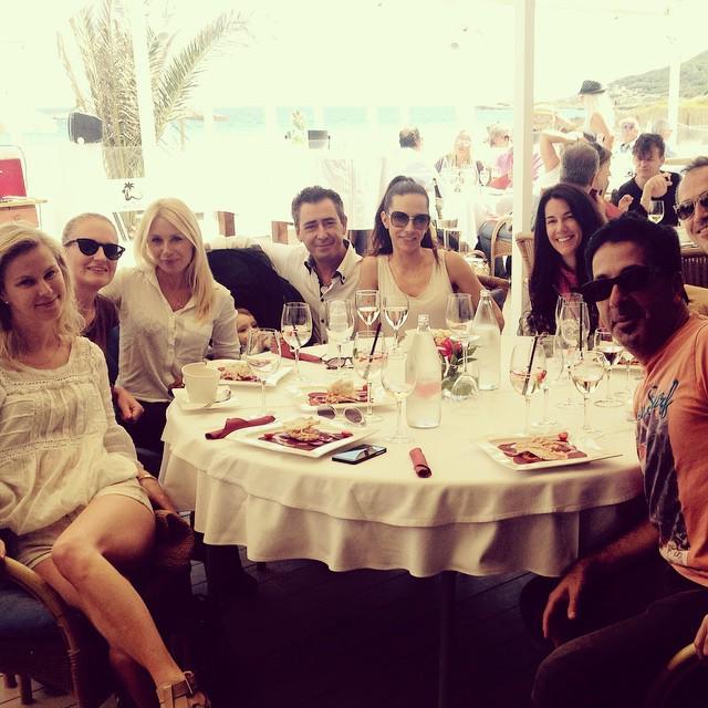 InstaIbiza's tweet photo. Family & Friends get2gether @ Coco Beach ;-) #cocobeach #prttyme #feelprtty #sunmerisalrea… http://t.co/u1CSgX4OLi http://t.co/xBdtHuIxCQ