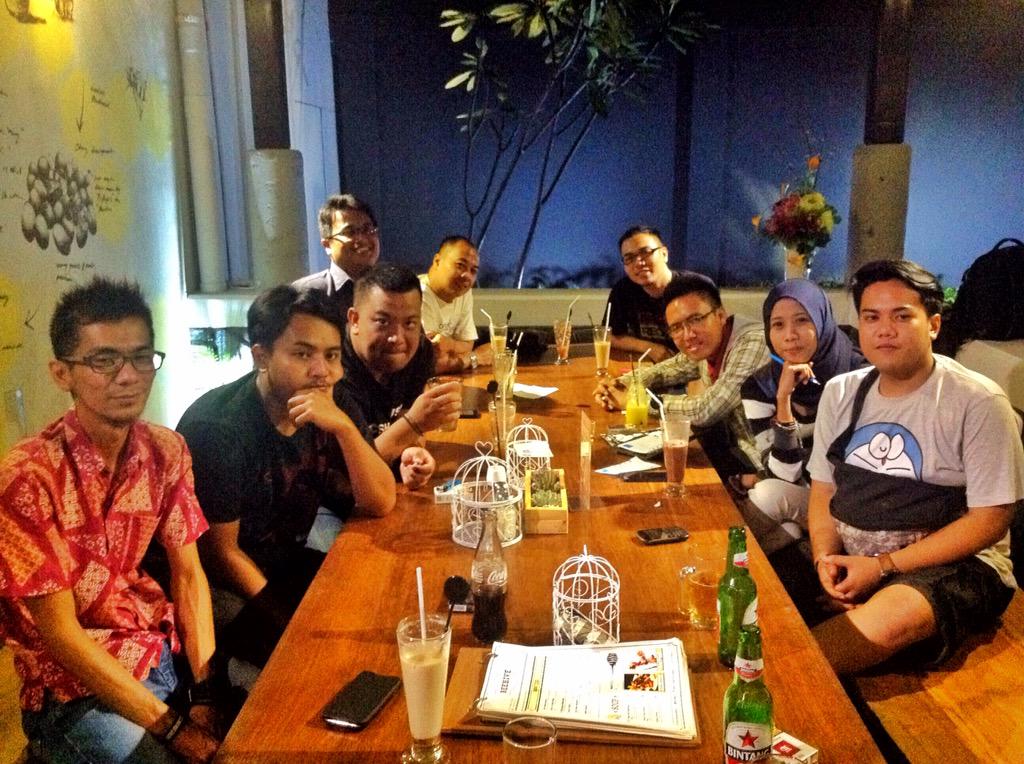 Meeting preparation 16th anniv ISC Bandung. Cek our TL 😊 #starlet #starleters #toyota #automotive