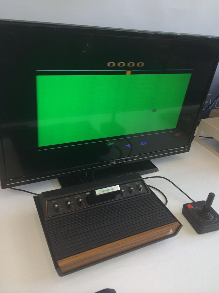 brettlonsdale's tweet image. Atari 2600 ready for retro night #EvoConf