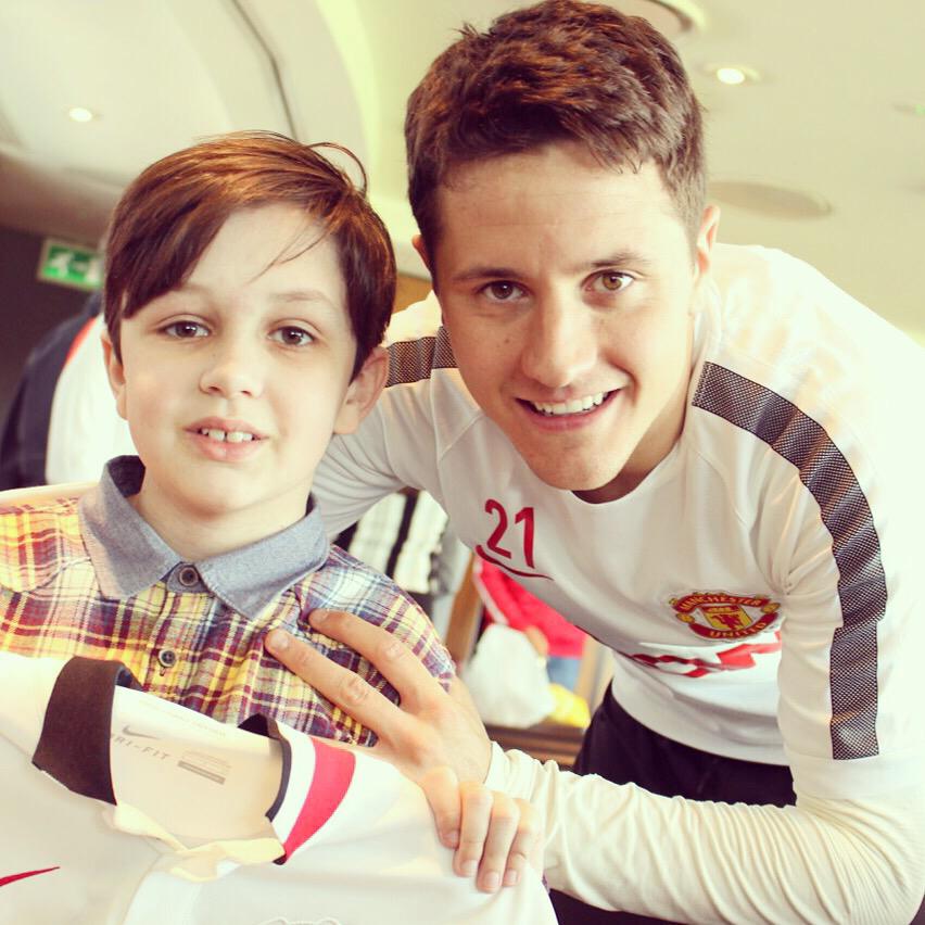 AnderHerrera's tweet image. Great to spend time with @MU_Foundation #MUdreamday