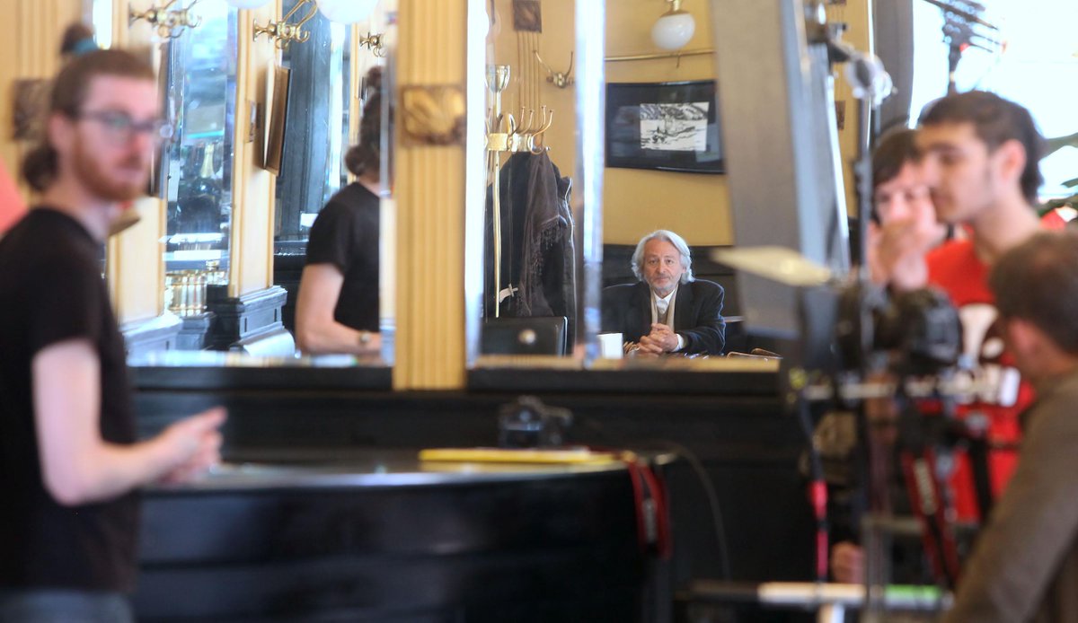 abollis's tweet photo. #Cinema #Trieste Riprese al Caffè San Marco con Leo Gullotta Foto @AndreaLasorte http://t.co/AP0rR03b5Y