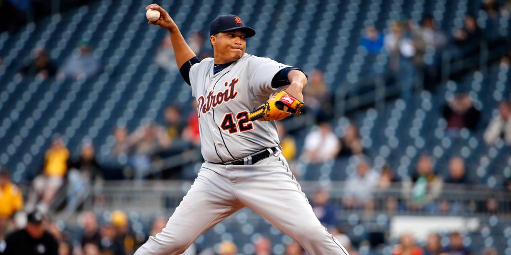 tigers's tweet photo. Alfredo Simon, #Tigers host NYY at 7:08 ET on @FOXSportsDet, @espn, @MLBTV &amp; @971theticketxyt. http://t.co/BJFk12tDeq http://t.co/CaSihTRh3r