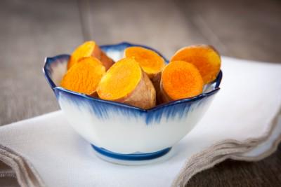 CoconutHealth's tweet photo. Science Confirms #Turmeric As Effective As 14 Drugs http://t.co/50aSlx8GXO http://t.co/HEfvjSHFYL