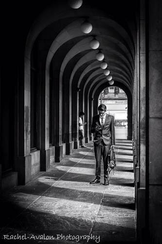 photo_ava's tweet photo. Standing in the Shadows, Town Hall, Manchester. http://t.co/OuttPRnR6c