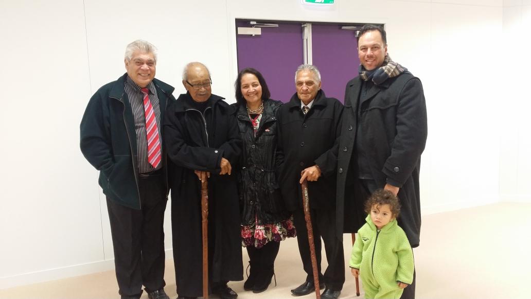 HinerangiE's tweet photo. 4am start: kia ora @FoxMarama a hard working MP at our kura opening #TKKM o Ngati Kahungunu o Te Wairoa. http://t.co/wv99LTmRug