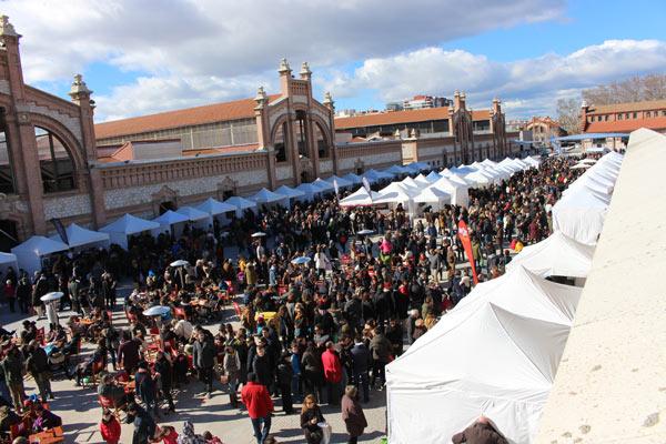 espaciomadrides's tweet photo. Este #finde regresa Mercado Productores en @mataderomadrid con venta directa de productores http://t.co/2i5zR945iV http://t.co/FWHd6ZYQtB