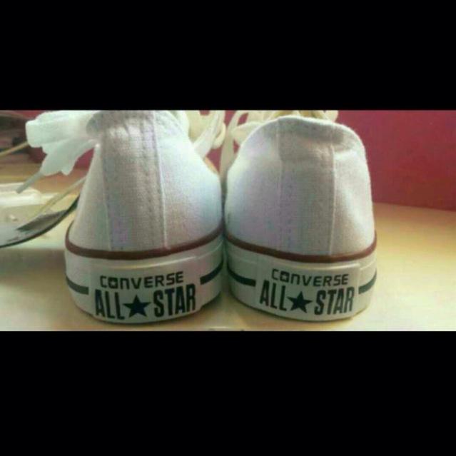 RopaBarato's tweet photo. Converse cualquier talla y color por 42€(ENVÍO GRATUITO) http://t.co/cDnb1XOt6L
