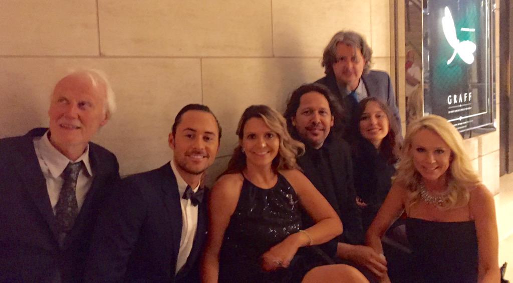 ErikaMonroe1111's tweet photo. Hanging after @AgeOfAdaline premiere w/director Lee Toland Krieger &amp; screenwriter @SalPaskowitz. Film was brilliant! http://t.co/ATt624nUrO