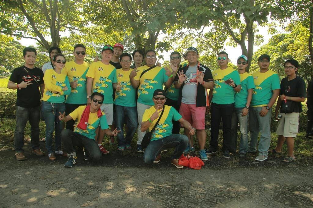 OFC_JazzFitClub's tweet photo. #JazzFitClubRacingTeam #sentul #AutoDistro #GTRadial @GTRadial_Indo @Leo_GTRadial @AutoDistro http://t.co/YQupCP2ZWW