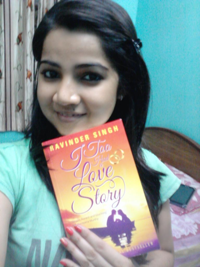 gautam15893's tweet photo. @crossword_book #RaymondCrosswordBookAward2014 my favourite author @_RavinderSingh_ #ITHALS <3 http://t.co/tHE04ZBdDQ