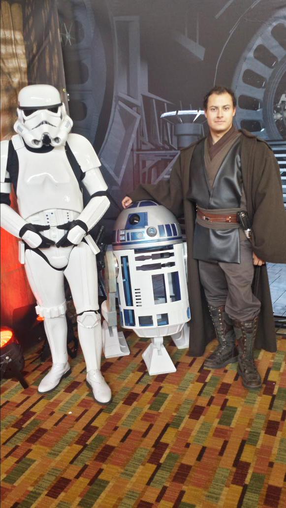 acalhoun714's tweet photo. #StarWars #Starfest2015 http://t.co/yt0KMI0UZv