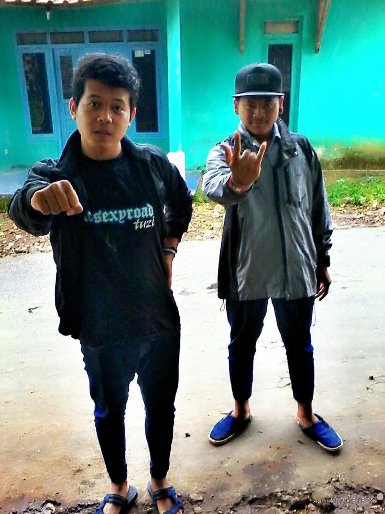 AvienDocks tweet picture