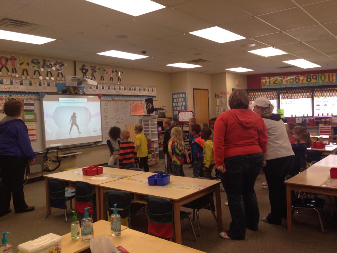 Primary_Dots's tweet photo. Happy Dance day!!! #ABC #Countdown @MacPride @GoNoodle http://t.co/5VYazmJ8vs