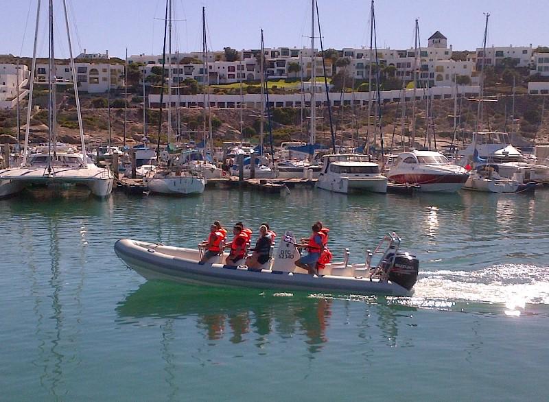 TracyBartlett's tweet photo. Blissful day on the water at Mykonos with #EliteCharters - special thanks to Charmaine and skipper Steve :) http://t.co/9ON9FvUFVk