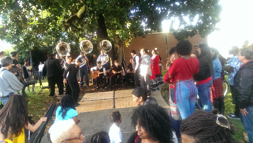 hiphoptruthcom's tweet photo. West End @ATLStreetsAlive  &amp; @MITPAtlanta has all colors getting musically creative ...together...&amp; WeLoveIt... http://t.co/ZiMk96DETp
