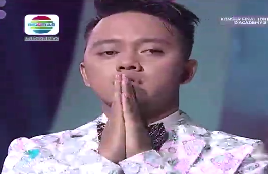 Indosiar's tweet photo. Selamat @DA2_Danang mendapat polling sms tertinggi malam ini! #DAcademy2 http://t.co/tGOLOjQcWe