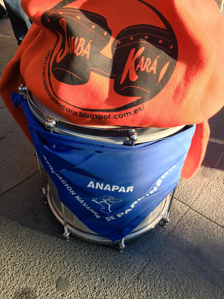 Samba_Kara's tweet photo. Gracias a ANAPAR por contar con nosotros. Y al colegio de las Dominicas por acompañarnos en el baile. Graciiiiaaas!! http://t.co/hBS4kqbjvR