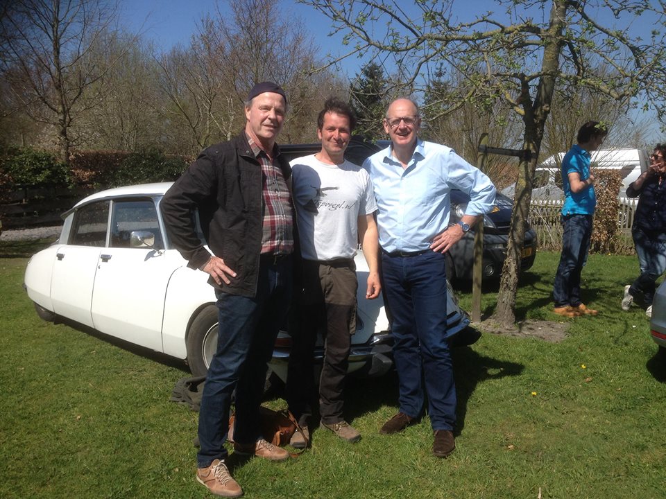 Erwin Krol &amp; Philip Freriks bij Topvogel Roofvogelpark Diessen voor TV-opnames over Thermiek