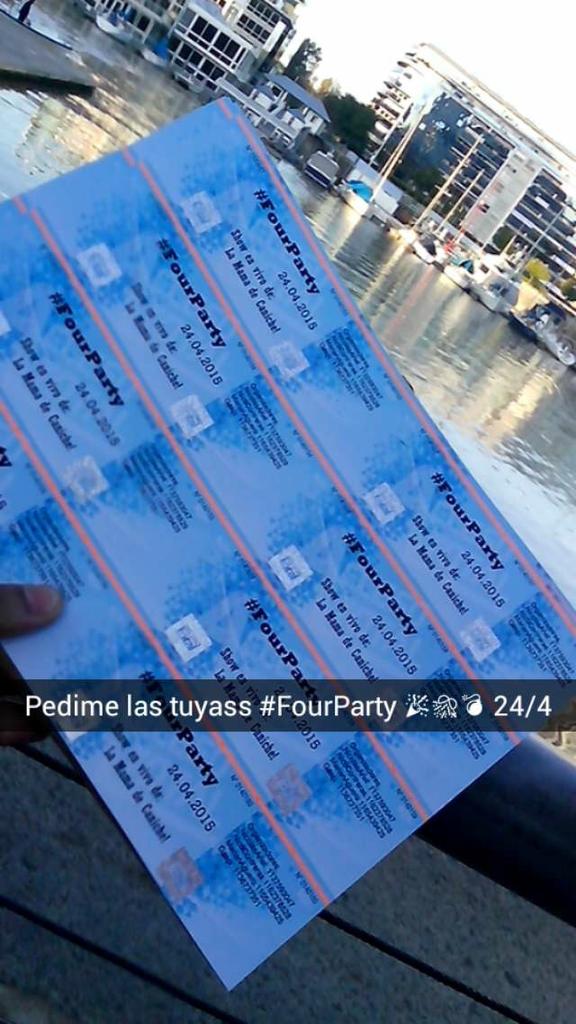NikkolasAriel's tweet photo. Pedime las tuyas! #fourparty 24/04 http://t.co/ZJdpyMd1nv