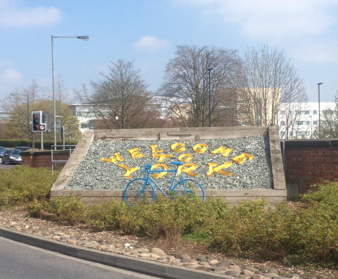 <a href="/BeverleyTownUK/">Beverley Town</a> are we having something like this? RT  <a href="/AinstyAles/">Ainsty Ales Brewery & Taproom</a> BLUE CYCLES #York <a href="/Welcome2Yorks/">Welcome to Yorkshire</a> <a href="/letouryorkshire/">Tour de Yorkshire 🚴</a>