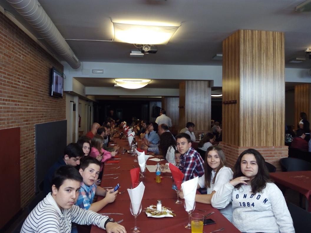 losdlaescalera's tweet photo. Comida 19 de Abril http://t.co/EunerM5nbZ