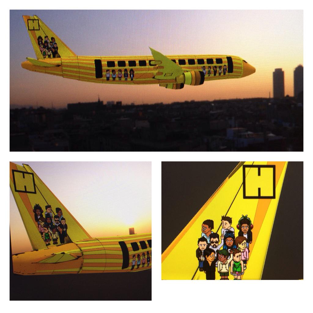 HabboCudiz's tweet photo. Nuestro avión privado @Lady_PorHabbo @MARIAJO9 @HabboCuenca @Mlemento_Mlori @Mor3nitaHabbo #Sandro&Takuya #Heleni #Lu http://t.co/cyPse4hxXc