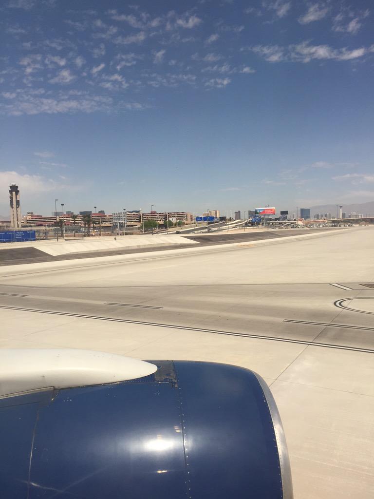 Craig_Commerce: Just landed in Vegas! Next stop #ImagineCommerce! http://t.co/Jt5ZxyabP6