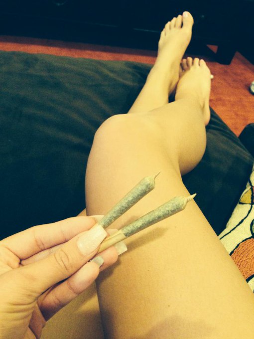 Happy 4:20💨💚✌️ http://t.co/wIna9gvaEk