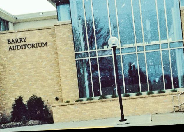 hart4econ's tweet photo. It's not April in Moorhead without a bit of snow! @Concordia_MN @offuttschool #cordmn http://t.co/ILBVVqXFLW