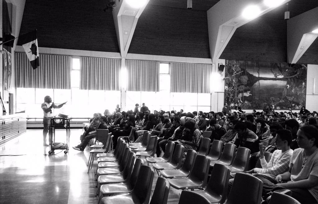 TLKLife's tweet photo. Thank you @JHood41 for helping us kick off #tlkedweek with a motivating speech! #peeledweek @PeelSchools http://t.co/W0ElBC1ee9