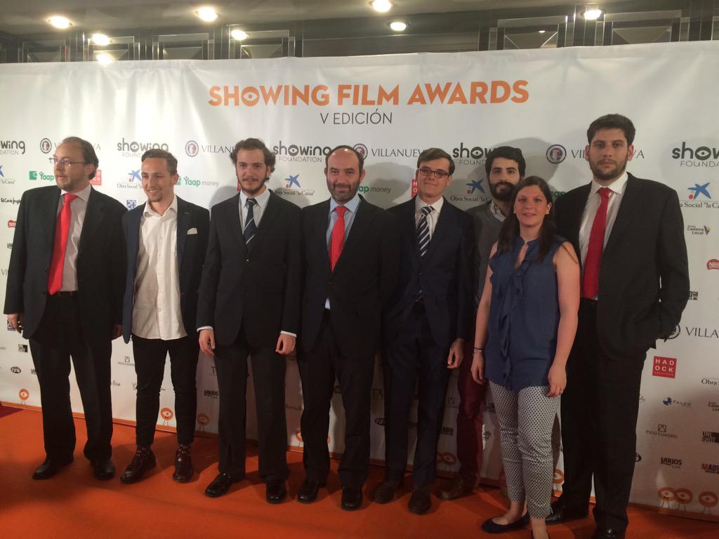 NachoNMartin's tweet photo. Parte del equipo de @HadockCreativos en la Gala de entrega de premios de los Showing Film Awards #SFA_2015 http://t.co/LVBqQBxHl1