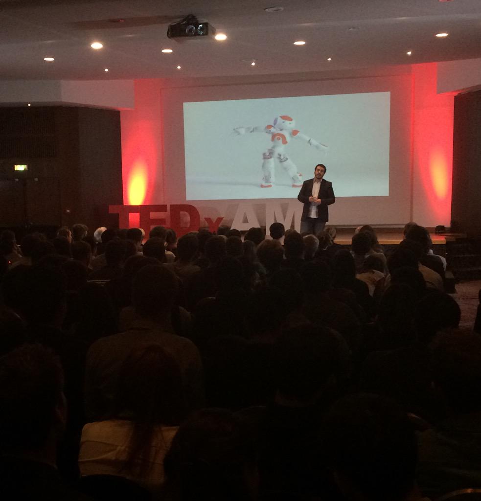 AMJEAIX's tweet image. @JeremyBenmoussa nous parle de code au #TEDxAM 
#code4all