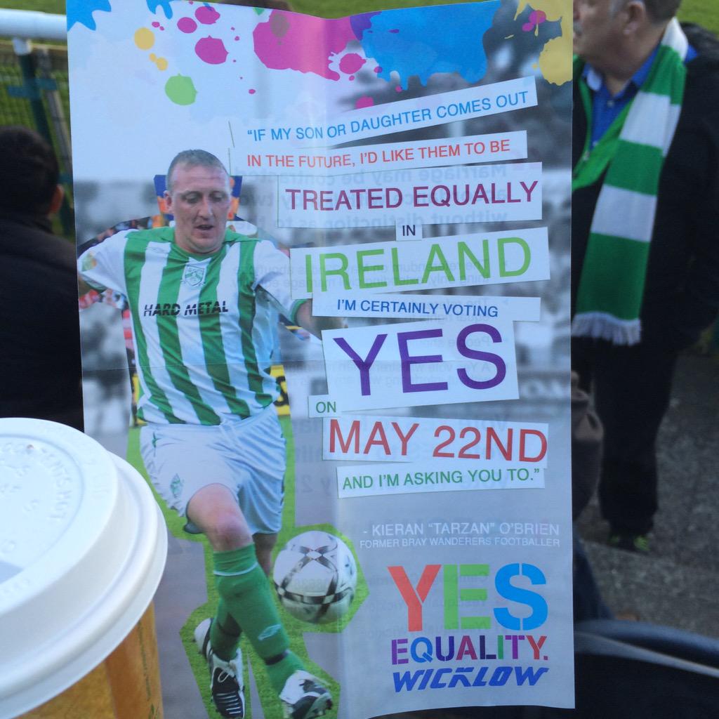 YesWicklow's tweet photo. We are supporting @BrayWanderers tonight!
And the fantastic #BraySupporters are giving #YesEqualityWicklow
a big lift http://t.co/nvoK4GqNyg