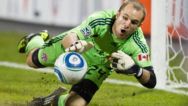 Happy 29th birthday to the one and only Stefan Frei! Congratulations 