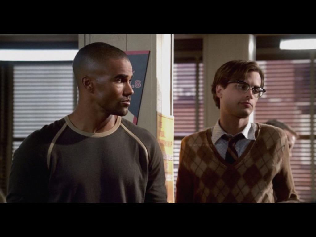 Happy birthday to Shemar Moore- and just.. Its Monday so MGG has to be in on this 