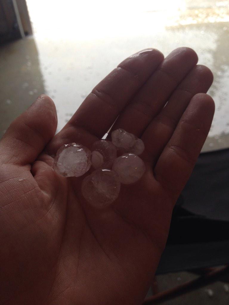 BrandonPenatzer's tweet photo. @weatherchannel Buford GA right now http://t.co/amlo6BZDd5