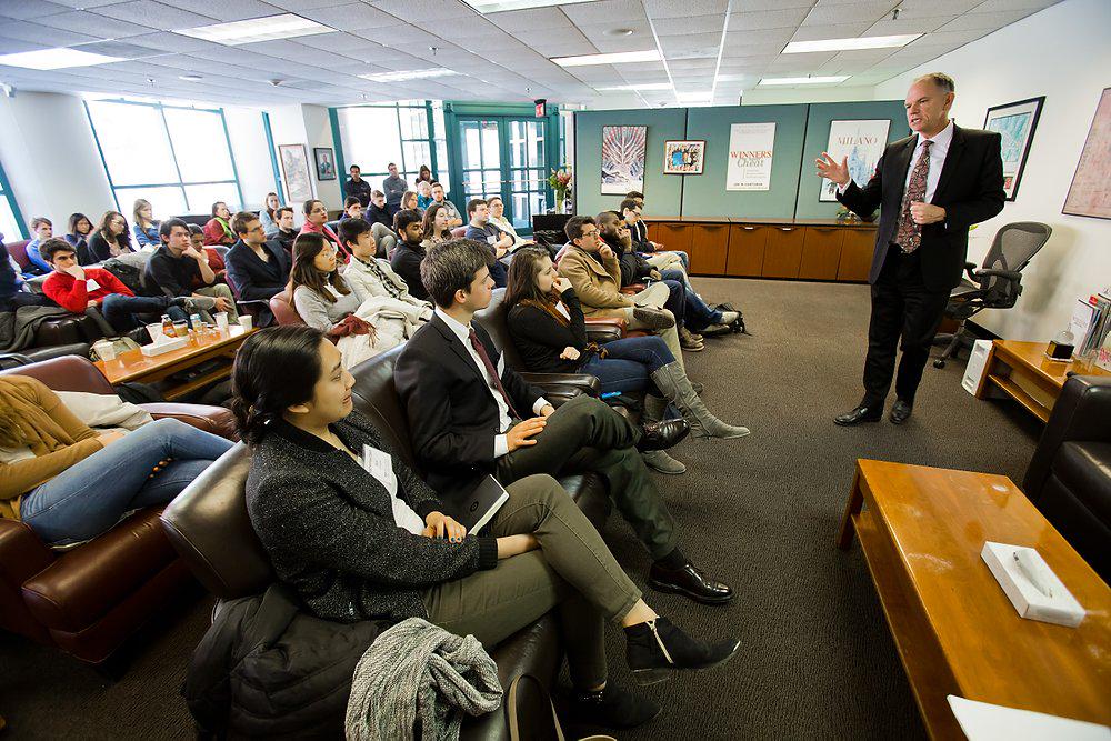 HuntsmanProgram's tweet photo. In Feb, Wharton Dean @garrett_geoff stopped by the lounge for a talk and Q&amp;A with students http://t.co/7vNfoI8Ods http://t.co/J9gGaVuYMc