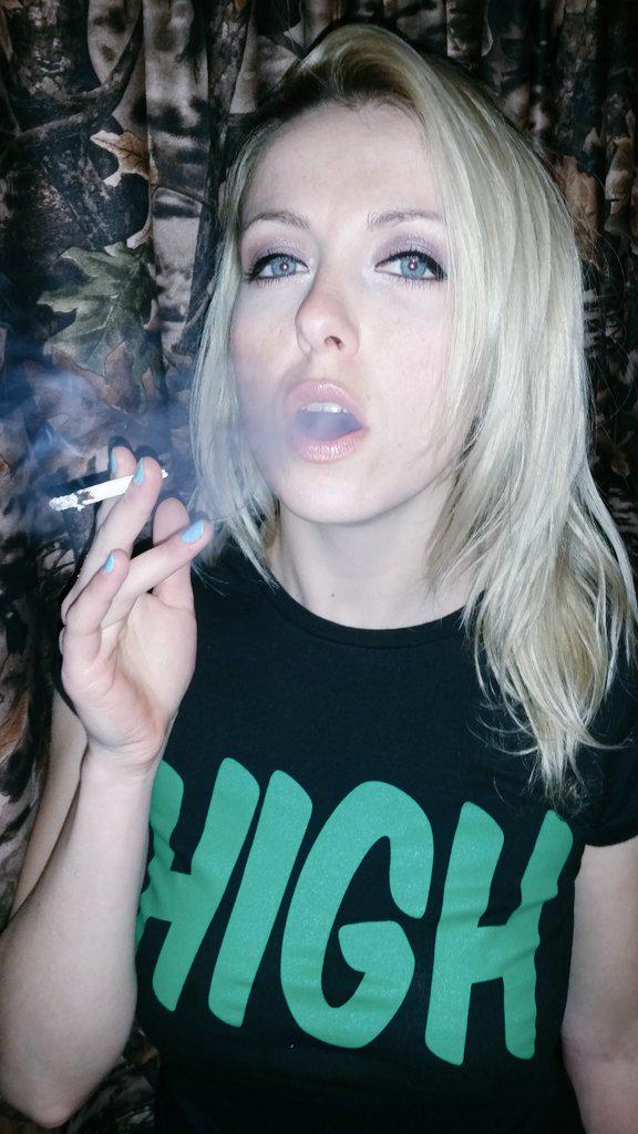 TW Pornstars - 🌼Daisy Destin🌼. Twitter. #Happy420! even tho its 420 all